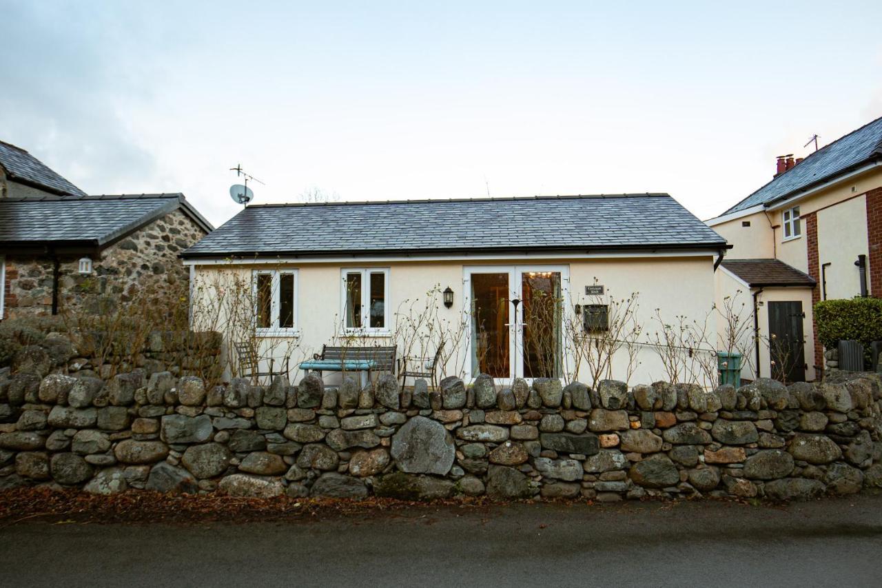 Gwynant Bach - Cosy 2 Bed Bungalow Cottage In Snowdonia National Park, Conwy, North Wales Exterior photo